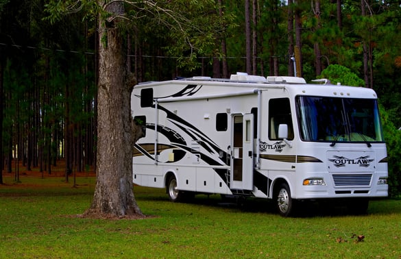 RV Campsite — Photo Credit: Damon-on-Road (unsplash)